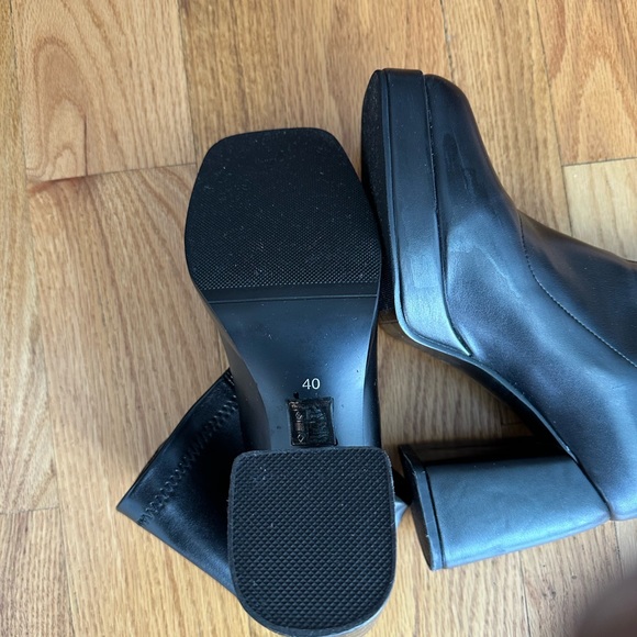 SOLD ASOS design Evelyn High-Heeled Platform Boots - Picture 7 of 10